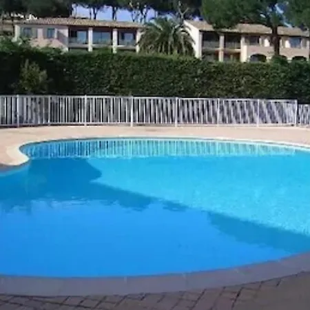 Apartment Flat With Swimming Pool At 200m From The Beach *